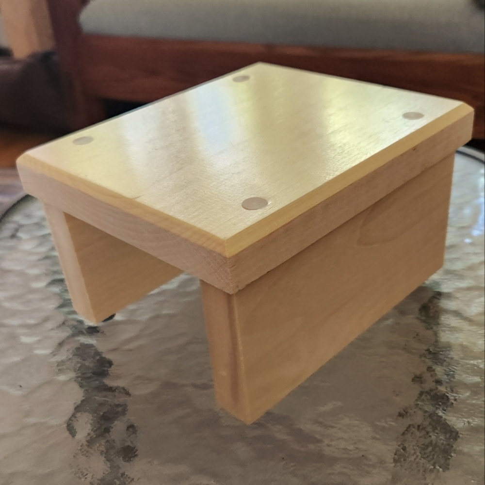 Pampered Chef WOOD STAND For Use With Their Apple Peeler Corer Slicer